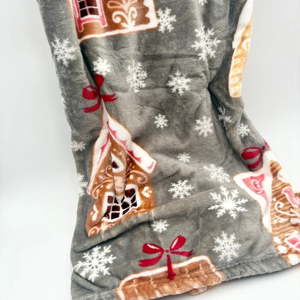 North Pole Cookie Co. Plush Throw Blanket‎ 60x70 Grey Gingerbread House